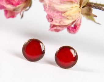 Ronde emaille oorbellen, rode oorbellen, effen oorbellen, glanzende mini oorbellen, oorknopjes, eenvoudige oorbellen