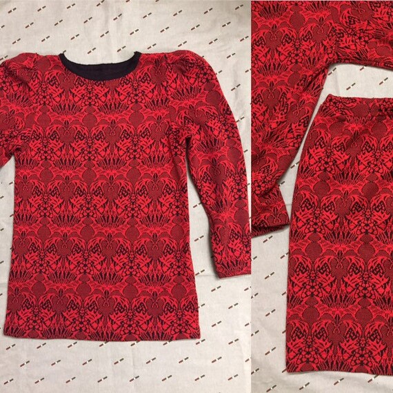 Vintage wool women suit, knitted pulover/sweater a