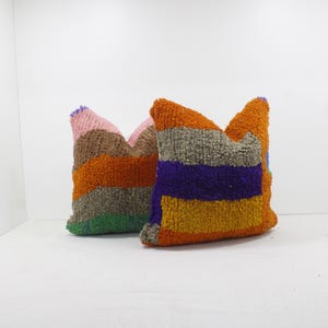 Juego de 2 almohadas marroquíes vintage 100% lana, almohada absolutamente hermosa, almohada de suelo, diseño marroquí bereber para el hogar, Kilim bereber hecho a mano 2P1101