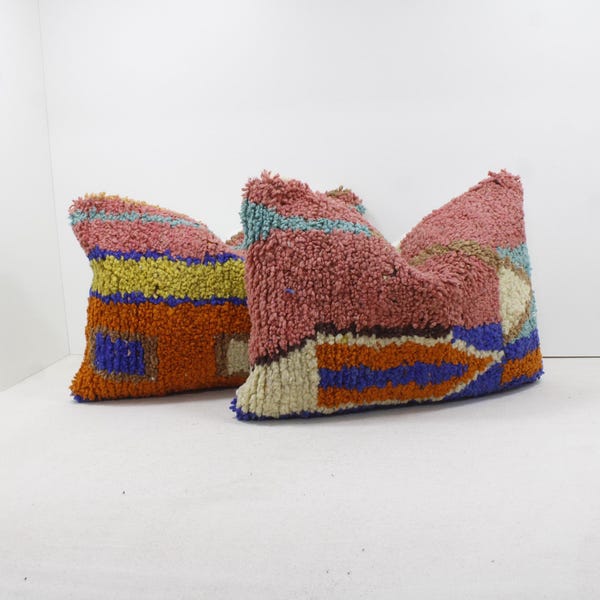 Juego de 2 cojines bereberes marroquíes vintage, hechos a mano con lana Kilim, decoración abstracta tribal bohemia, relleno opcional, envío gratuito a EE. UU. 2P1426