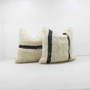 Juego de 2 almohadas marroquíes vintage 100% lana, almohada absolutamente hermosa, almohada de suelo, diseño marroquí bereber para el hogar, Kilim bereber hecho a mano 2P1294