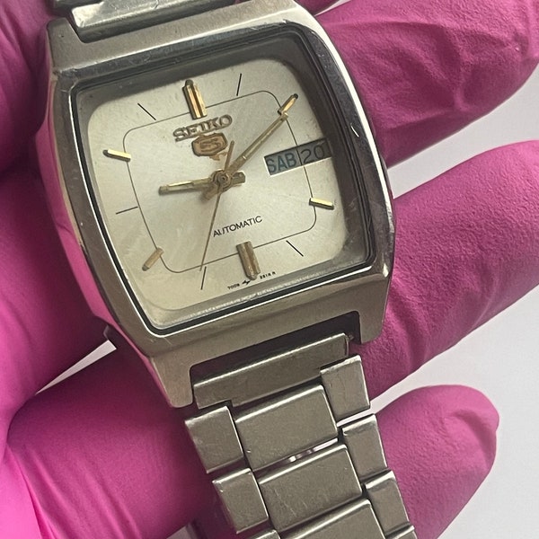 Vintage Seiko 5 Automatikuhr braucht ein Service SCHNÄPPCHEN! Ref. W7