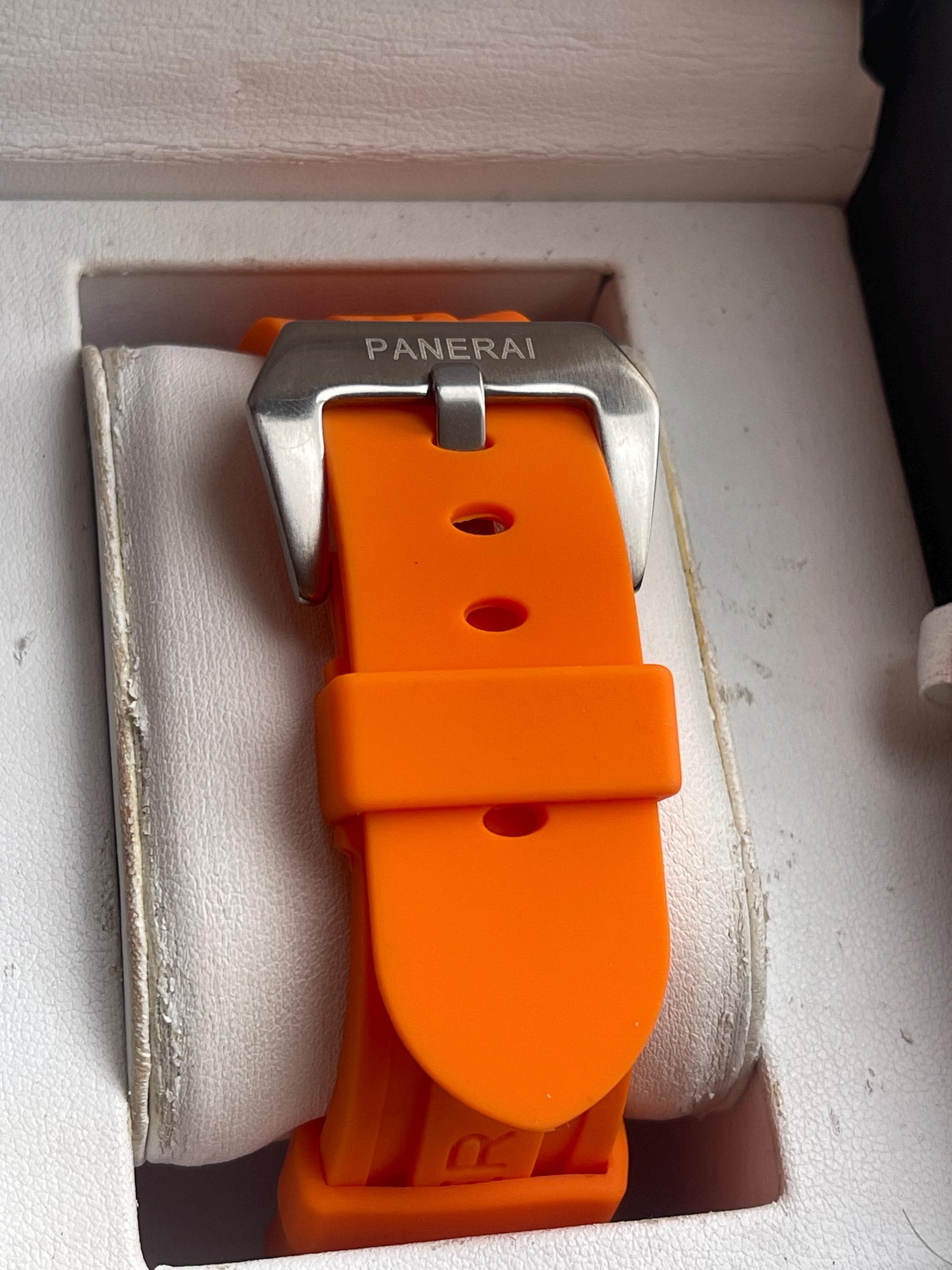 Bracelet De Montre 24mm En Cuir Grain Alligator Orange/rouge – Neuf Sans étiquette