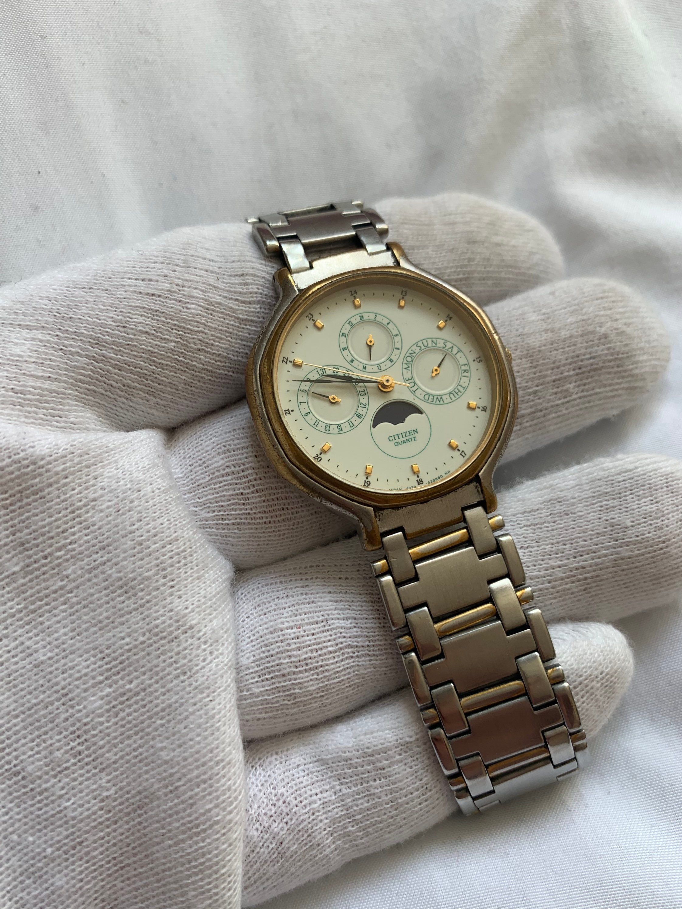 Vintage Citizen Quartz Japan 4330 Watch 35mm Ref W5 BARGAIN - Etsy