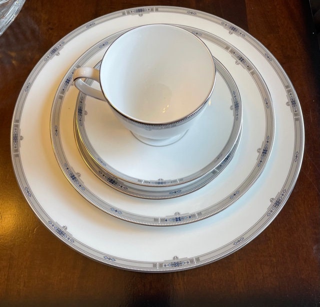 Wedgewood AMHERST Bone China England Etsy