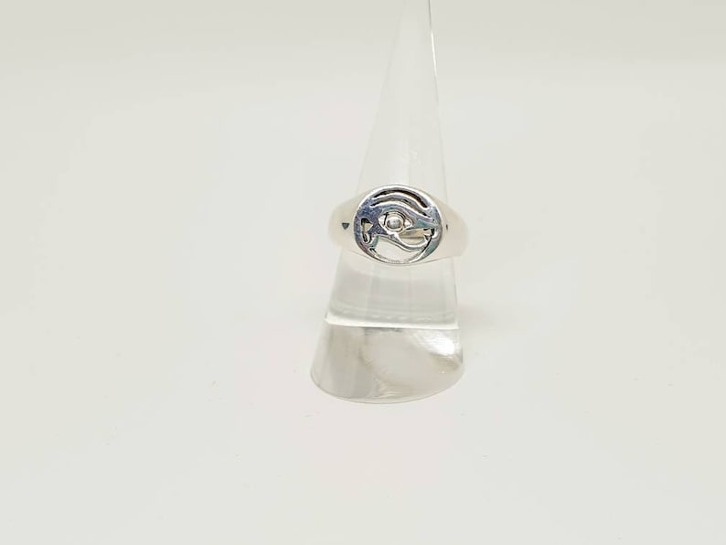Horus ring