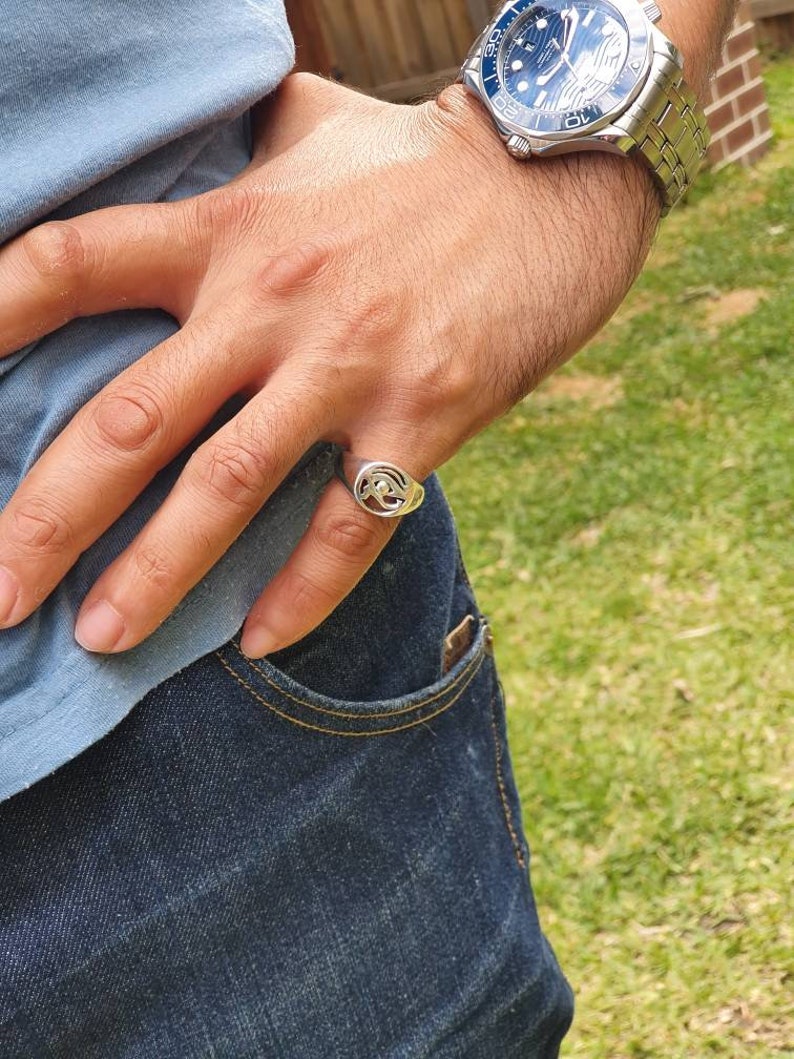 Horus ring