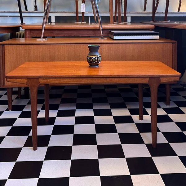 Mid-Century Modern Extendable Long Teak Coffee Table by A.H. McIntosh FREE LONDON DELIVERY