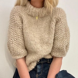 KNITTING PATTERN: Deanne sweater