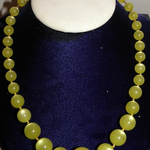 Cute Bright Yellow 1960&#39;s Choker Necklace. Yellow reflective beads.