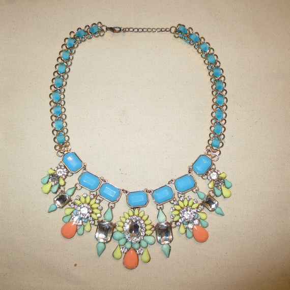 Gaudy Colorful Costume Necklace Gem