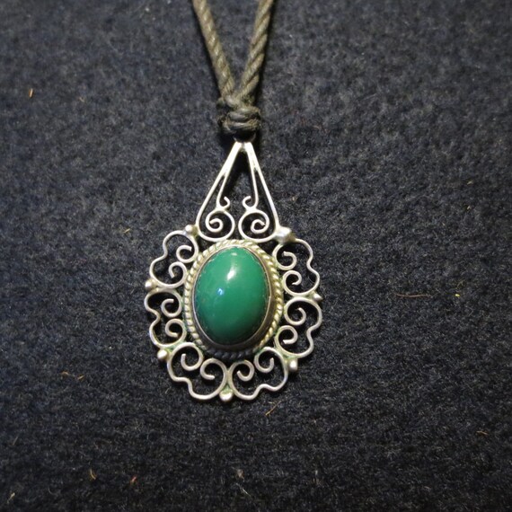 1940's Mexican Jade and Sterling Silver Pendant o… - image 3