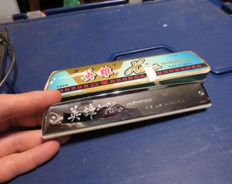 Vintage HERO Harmonica Made in Shanghai, China In original box