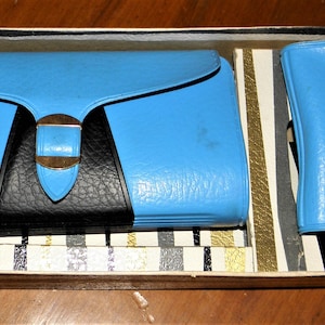 Vintage Vinyl pocketbook and key safe combo 1960's and never used Blue and black