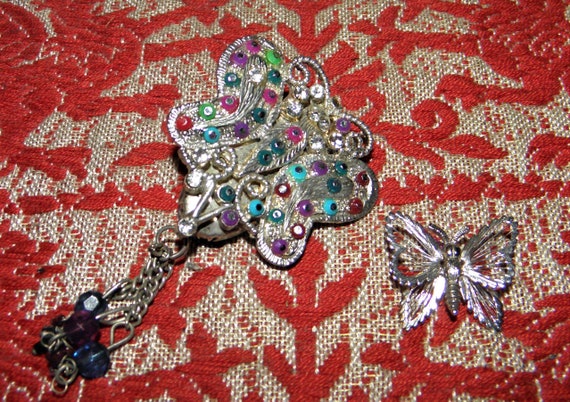 Pair of Vintage Butterfly Pins~Bug Brooches~Japan… - image 1