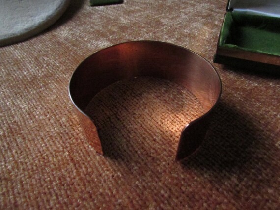 Vintage Copper Bangle with Hand painted Red Lily … - image 7