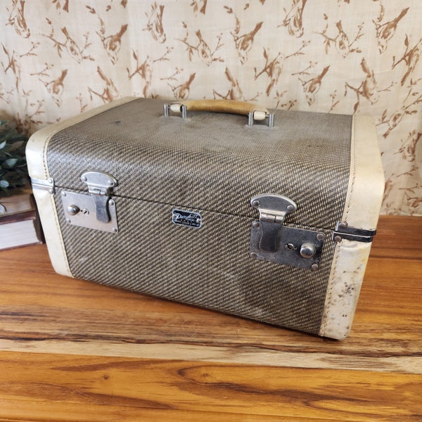 Vintage Durabilt Grey Tweed and Leather Train Case Makeup Luggage