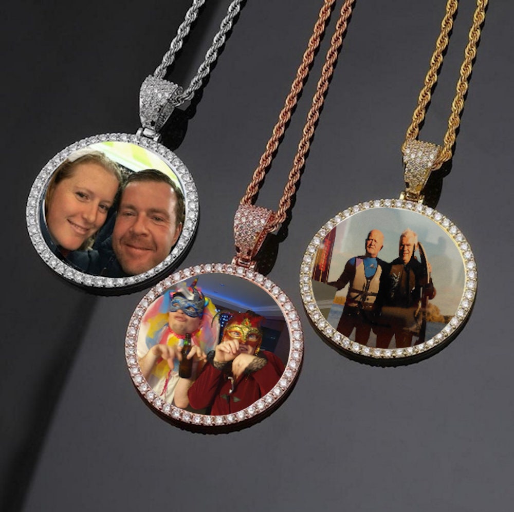 Pet Loss Necklace with Photo and Engraving| Someone Remembered