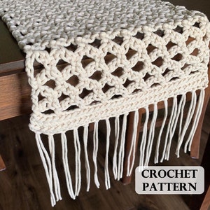 PATTERN - Cosmic Knot Table Runner | Crochet Pattern | Crochet Table Runner