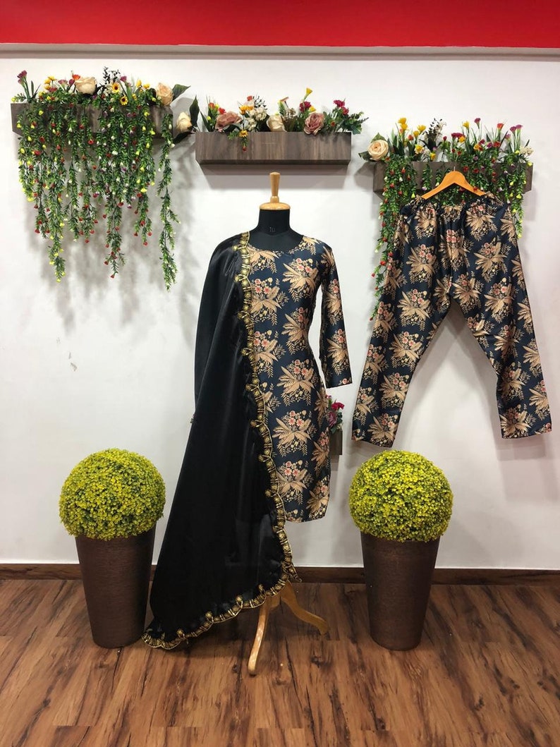 Tara Sutaria beautiful Designer Suit On Havy Satin febric with inner and Digital Print With pan