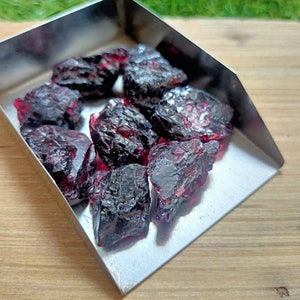 Bestseller Natural Raw Garnet Crystal, Raw Garnet Stone, Deep Rich Color, Jewelry Making, Healing Crystal, Crystal Shop