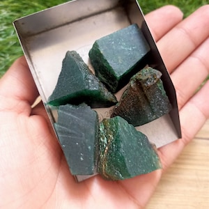 5 Pieces Natural Raw Green Jade Crystal,  Raw Green Jade Stone,  Raw Making Jewelry,  Healing Crystal,  Crystal Shop