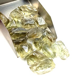 Raw Green Amethyst Stone, Natural Rough, Green Amethyst Gemstone, Meditation Specimen, Jewelry Making Stone, Healing Stone, Crystal Shop