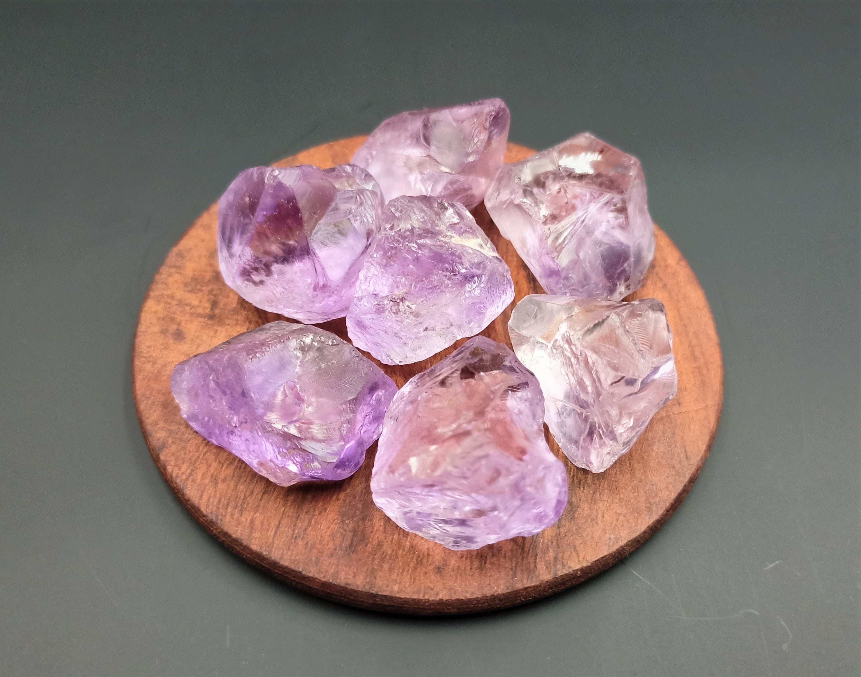 25 pièces d'améthyste rose taille brute 10-13 MM améthyste