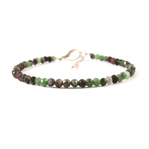 Ruby Zoisite Crystal Beads Bracelet, Faceted Round Tiny Bead, 3.5-4 MM Genuine Beads, Dainty Gemstone, Stylish Fashion Band, For Women Gift