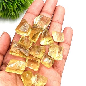 natural lemon quartz stone,
rough chunk, healing crystal, yellow quartz, Jewelry making raw, women Necklace, Unpolished Crystal, uneven shape, raw Specimen, yoga meditation stone