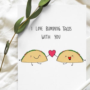 Ik hou ervan om taco's met je te stoten wenskaart | Brutaal, pittig, leuk LGBTQN+ Pride, jubileum, bruiloft, Valentijnsdag, homoseksueel, lesbisch stel.