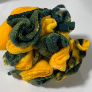 Homemade Snuffle Ball For Dogs/Cats