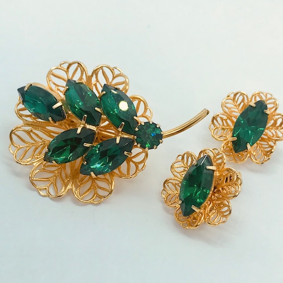 Vintage Emerald Green & Gold Brooch and Earring De