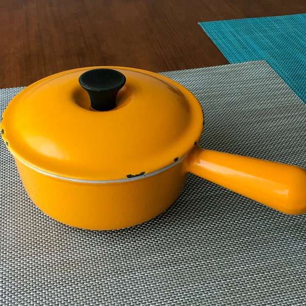 Vintage LE CREUSET Saffron Yellow #16 Small Lidded Saucepan — Enameled Cast Iron — Made in France, 1980s