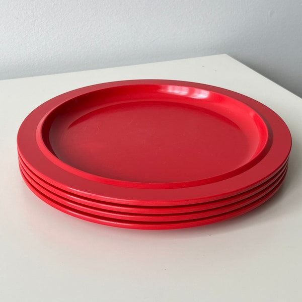 Set of 4, ROSTI MEPAL, Space Age, Melamine 8.5” Luncheon Plates P220, Red — Vintage, circa 1980s — Design by Koen De Winter, Made in Holland