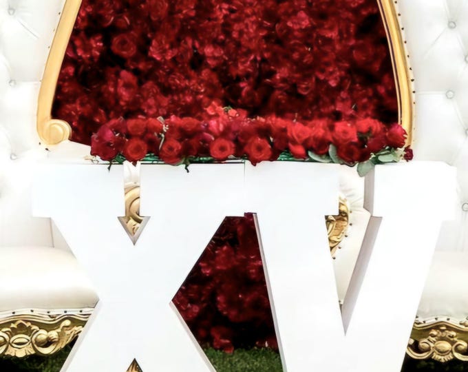 Big Foam letters XV, Quincenera.