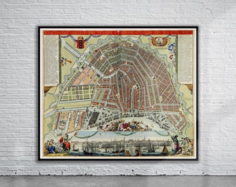 Puede incluir: Un mapa antiguo de Ámsterdam, Países Bajos, impreso en 1654. El mapa muestra los canales, calles y edificios de la ciudad con detalles intrincados. El mapa está rodeado por un borde decorativo e incluye un título en latín.