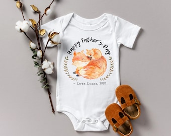 Happy First Father&#39;s Day Onesie: Fox Baby Bodysuit