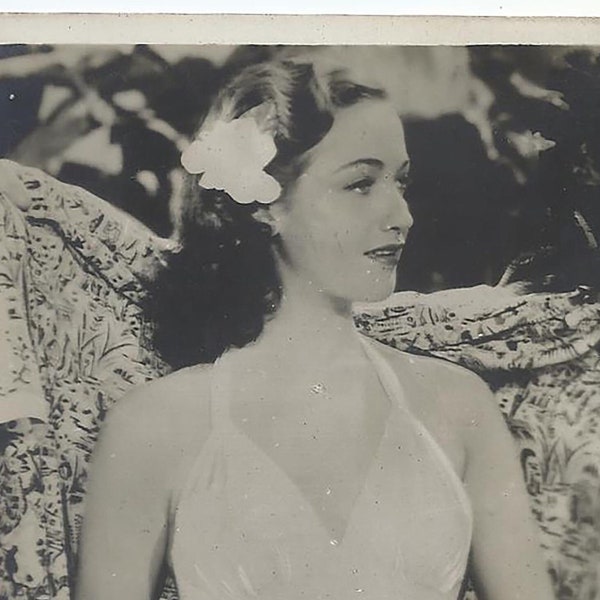 Dorothy Lamour, Vintage Postcard, American Actress and Singer