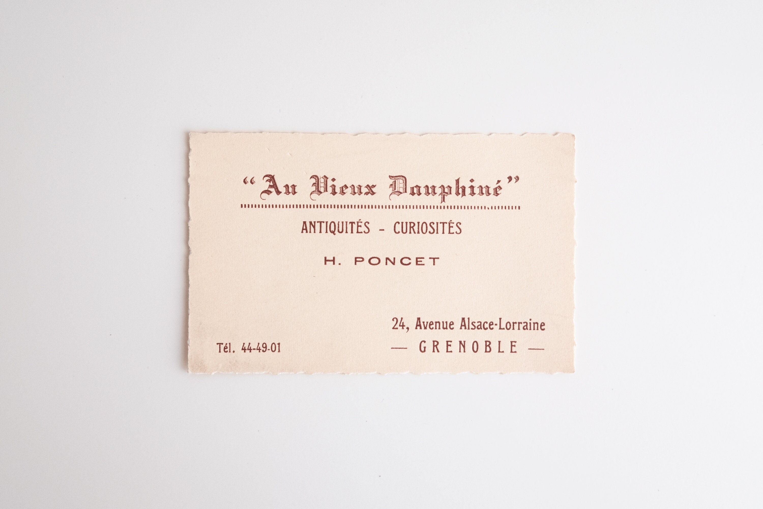 Grenoble France Vintage Business Card Antiques-curiosities picture