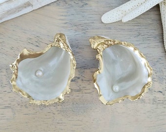 Set of 3 Gold, Sand & White Oyster Shell Trinket Dish. Ring, Jewellery Holder. Proposal, Wedding keepsake. Coastal Decor. Table Setting