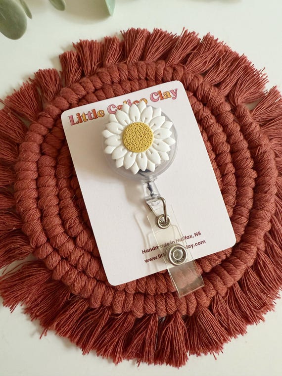 Daisy Polymer Clay Badge Reel | Cute Badge Reel | Flower Badge Reel | Clay Badge Reel | Fun Badge Reel | Nurse Gift Ideas | Nurse Accessorie