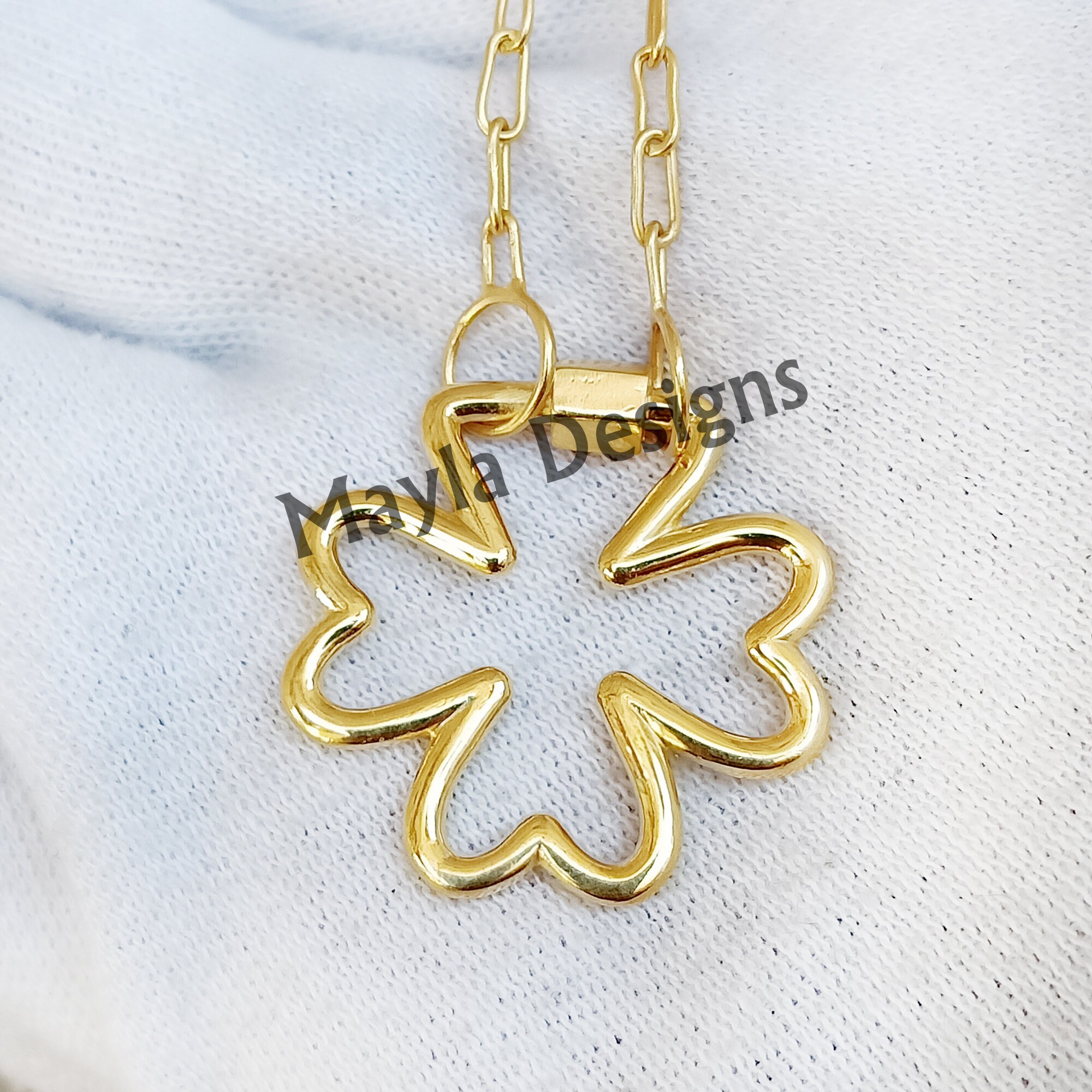 designer clover necklace
