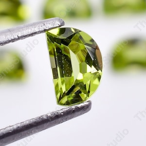100% Natural Peridot Half Moon D Shape Brilliant Cut, Green Peridot Loose Gemstones For Jewelry Making, Green Crystal Calibrated Size 6X4 mm