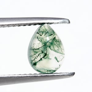 Natural Moss Agate Pear Cabochon: Green Gemstone, Calibrated 8x6 mm