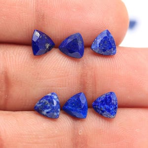 Natural Lapis Lazuli Gemstone: Trillion Cut, Calibrated Size (5X5-12X12mm)
