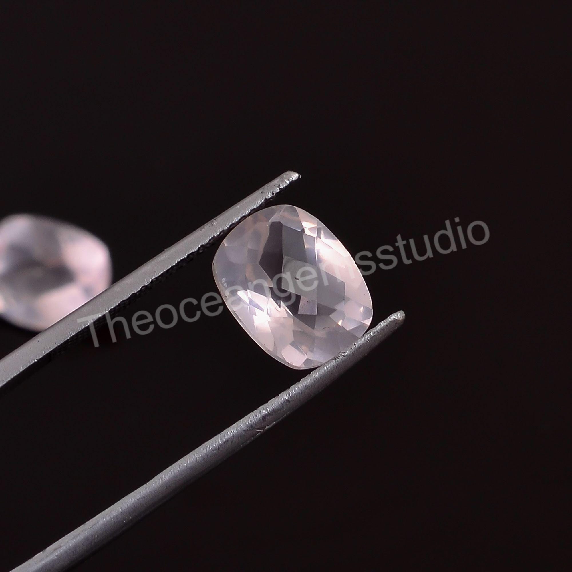 天然ローズクォーツ宝石、輝くチェッカーボードカット（10 x 8 mm 