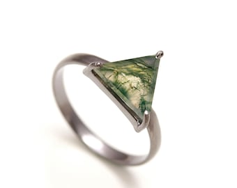 Natural Moss Agate Triangle Ring, Black Oxidized Sterling Silver, Minimalist Healing Crystal