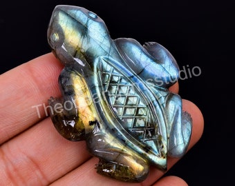 Pietra preziosa rana labradorite arcobaleno, pietra preziosa naturale intagliata a mano per la decorazione domestica, decorazioni per sculture, pietra preziosa rara, 54X37X10 mm, 122 ct.