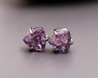 Pendientes de botón trillón de alejandrita que cambian de color, joyería minimalista de plata de ley oxidada negra